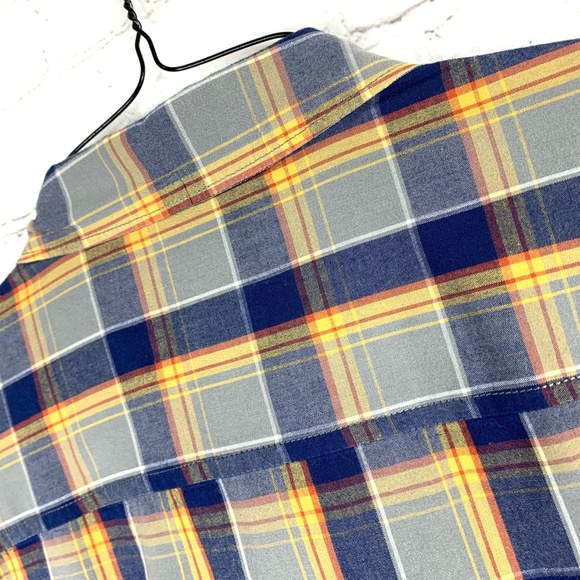 🚫SOLD! |•LUCKY☘️BRAND•| Slim Fit Button Down Shirt - Picture 9 of 14